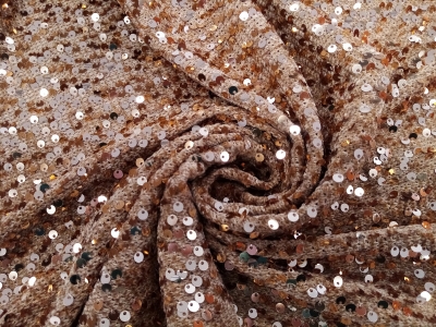 Satiini herkillä paljeteilla - värit