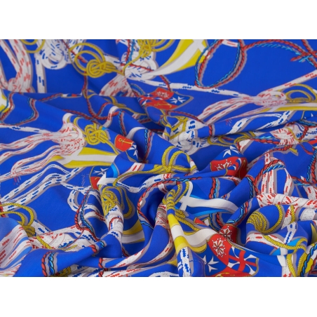 Тъканта е от коприна, с морски стил, в два цвята.