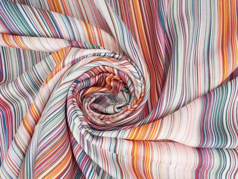 Tkanina Toptwill viscose - rainbow stripes