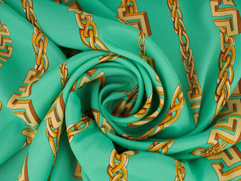 Sertifikuotas šilkas - Auksiniai grandinėlės Versace stiliumi