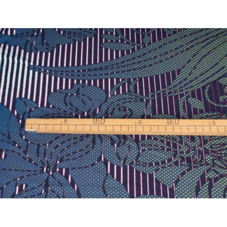 Torre mezginiai su pasakomis ir gėlėmis