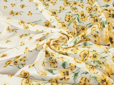 Предлагаме вискокачествен шифон с цветен десен.