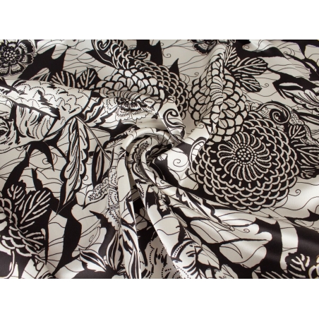 Soie Signée - Éléphants et Fleurs