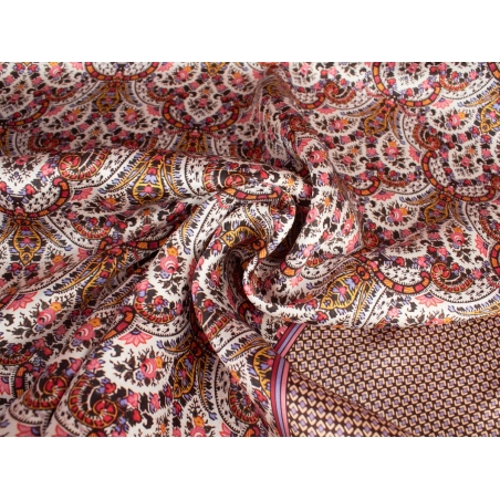 zijde gesigneerd Marni - rand