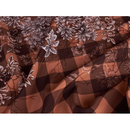 Silkkikangas, jossa on kukkakuosi ja ruudullinen kuvio - Raportti