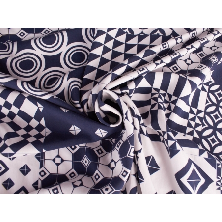 Tissu en soie signé - Géométrie - couleurs dans le style d'Armani.