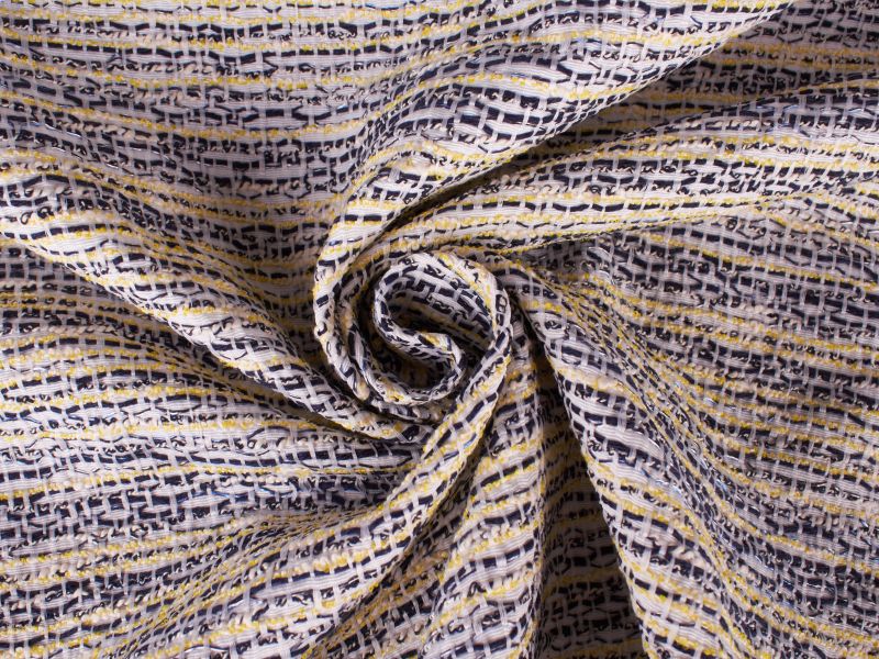 Tissu jacquard Sorella tissé motif chanel.