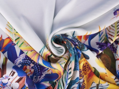 Stepinės gėlės krepšyje - 2 spalvos - Ataskaita