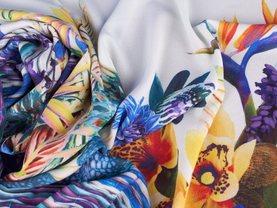 Stepinės gėlės krepšyje - 2 spalvos - Ataskaita