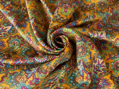 Viskose Raso foxy - Padrão Paisley