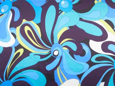 Шовк з підписом - стиль Пуччі