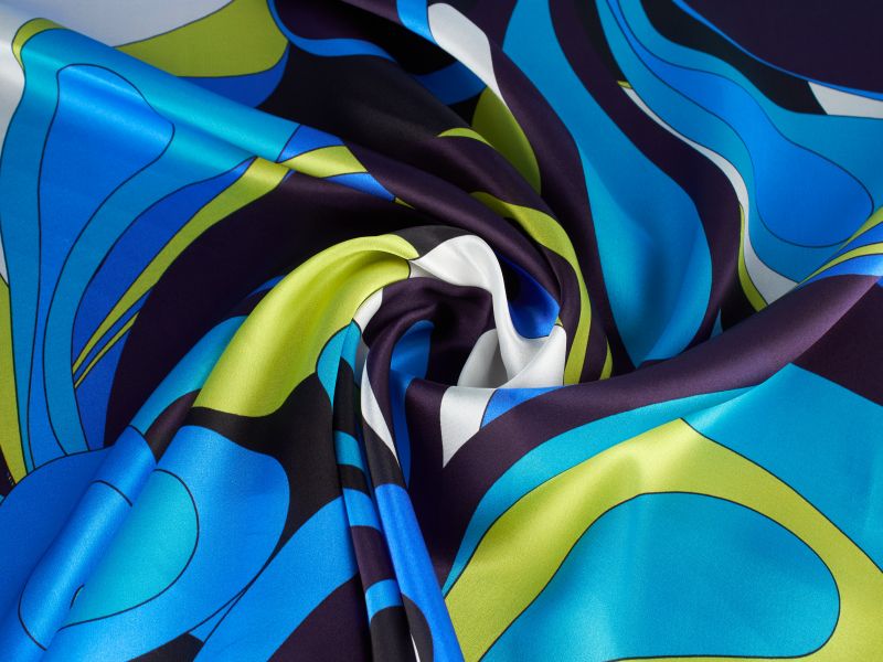Soie Signée - Style Pucci