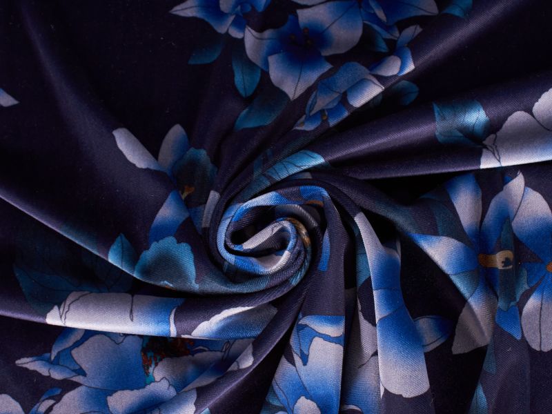 Veludo Vel Preto - Flores Azuis