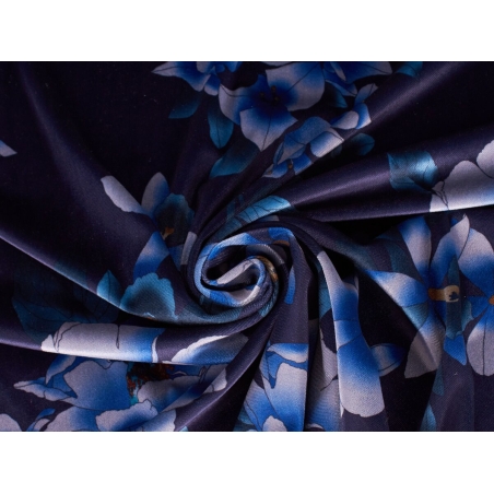 Vel Black - Blaue Blumen