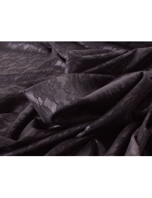 LPF 001 - Dentelle noire sur la peau