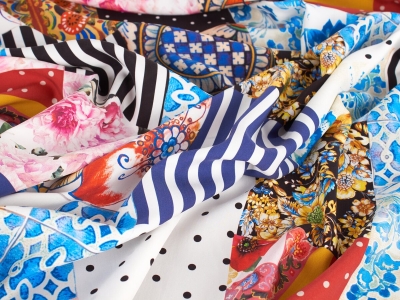 Шовк з підписом - Capri Queen в стилі Dolce&Gabbana