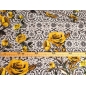 Zijde met handtekening - Gele rozen op guipure - in de stijl van Dolce&Gabbana