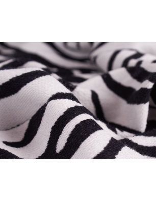 Stickad tröja - Zebra - viskosloop