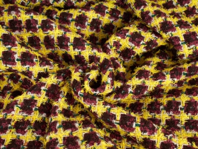 Chanel de costume dans le style Etro - couleurs