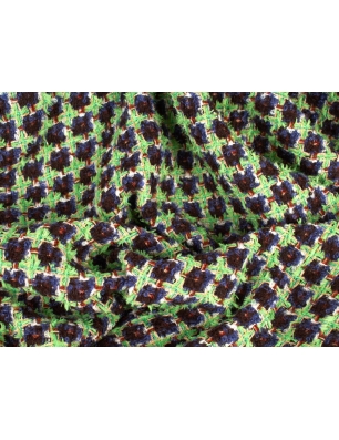 Chanel κοστούμι σε στυλ Etro - χρώματα