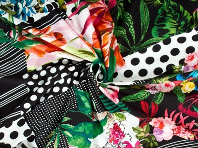 Viskoosikangas - Punti e fiori - Dolce&Gabbana-tyyli - värit