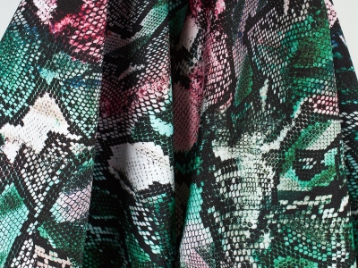 Lycra satinat - Piele de șarpe - în stil Cavalli