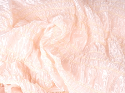 Satin de seda con efecto CRINK - perla