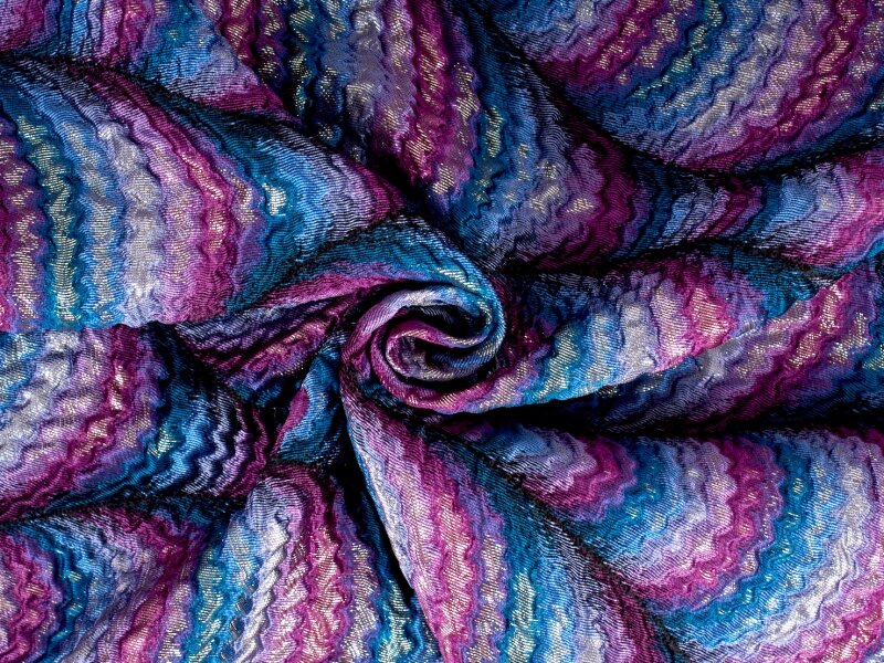 Jacquard signed - Elegant dimension Jacquard signed - Elegant dimension