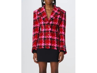Versace-tyylinen Chanelka