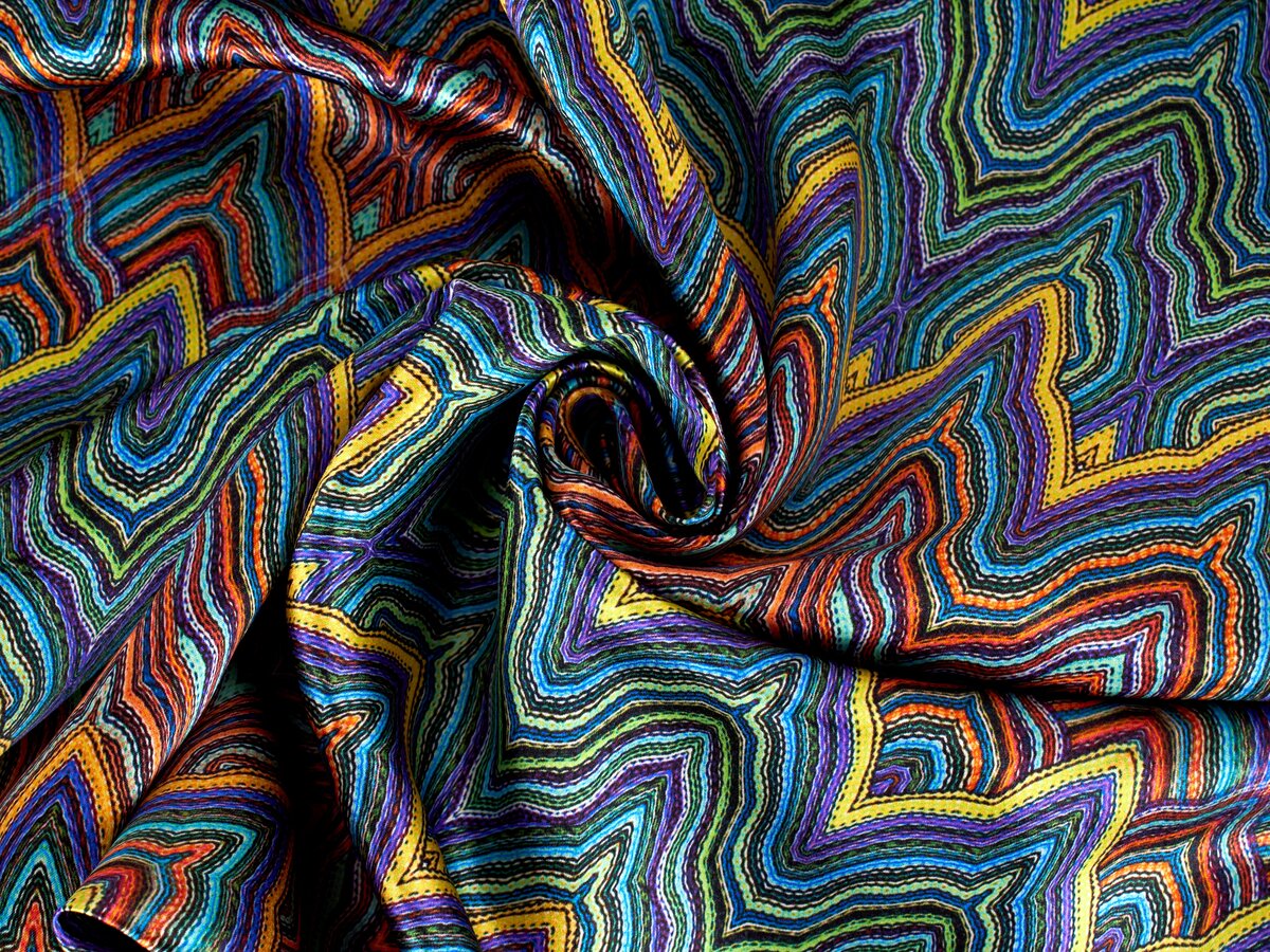 Tkanina jedwabna - print w stylu Missoni