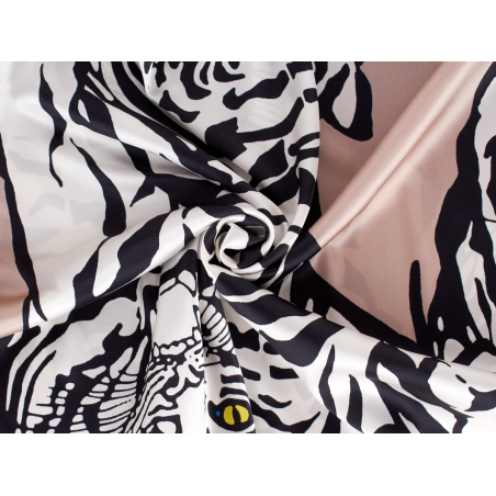 Tissu en soie signé - Tigri tigri - dans le style de Just Cavalli.