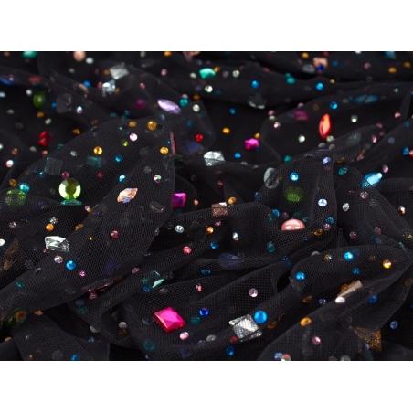 Тюл с цветни кристали
