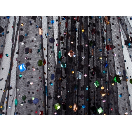 Tiul z kolorowymi kryształami