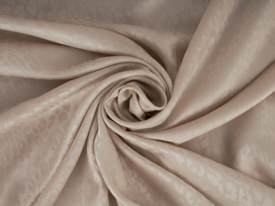 Viscose voor een jurk - panter jacquard