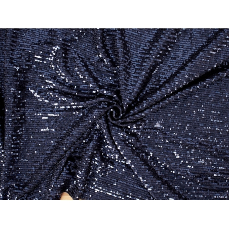 Paillettes sur tulle élastique