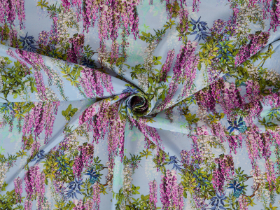 Seide mit Blumenmuster – Seidenkrepp – im Dolce&-Gabbana-Stil