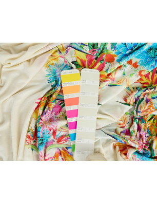 Tricot de viscose delicada com padrão floral - Fornecedor de Tecidos Bemax
