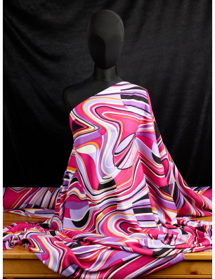 Viscose material para vestido com padrões em rosa e roxo