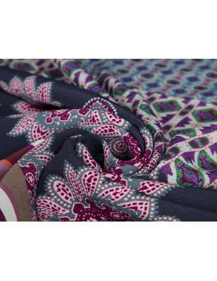 Viscosa tessuto per vestitini con motivo in stile boho - rapporto