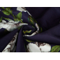 Viscoză, material pentru rochie, bleumarin, cu trandafiri albi