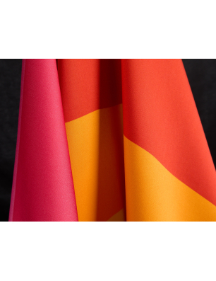 Viscose satīna ar krāsainām svītrām