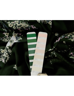 Crepe de Chine in viscosa per abito verde scuro a fiori - rapporto - Grossista Tessuti Bemax