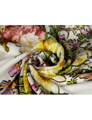 Viscosa, material para vestido, blanco con flores de colores - informe - Mayorista de Tejidos Bemax