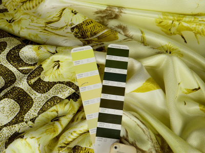 Viscose fabric in a unique lemon-yellow retro pattern