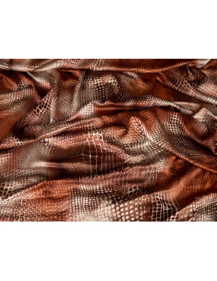 Viscose, matériau à léger éclat, dans un motif en peau de serpent dans des tons chauds de brun - Grossiste en Tissus Bemax