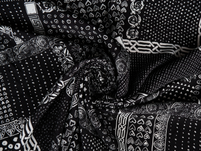 Vâscoză, material pentru rochie, cu model alb-negru, în stil boho - En-gros de Textile Bemax