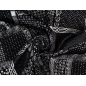 Viscosematerial för klänning med svart-vitt mönster i boho-stil