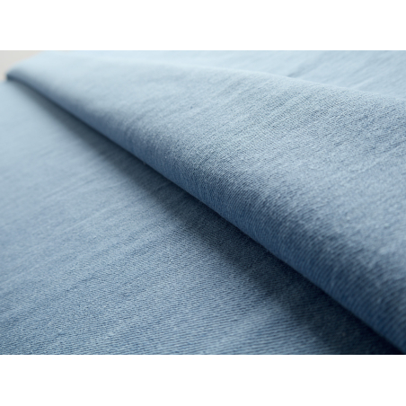 Džínová látka s efektem washed a soft touch – světle modrý denim