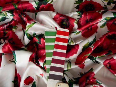 Silk satin with elastane, red poppies on a white background