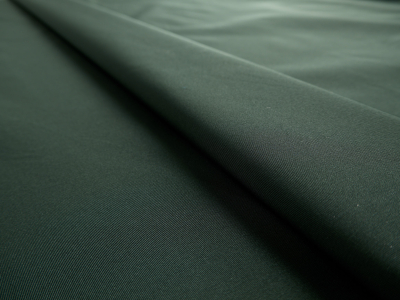 Taftstof voor een jurk, mat, glad, ribstructuur met keperbinding